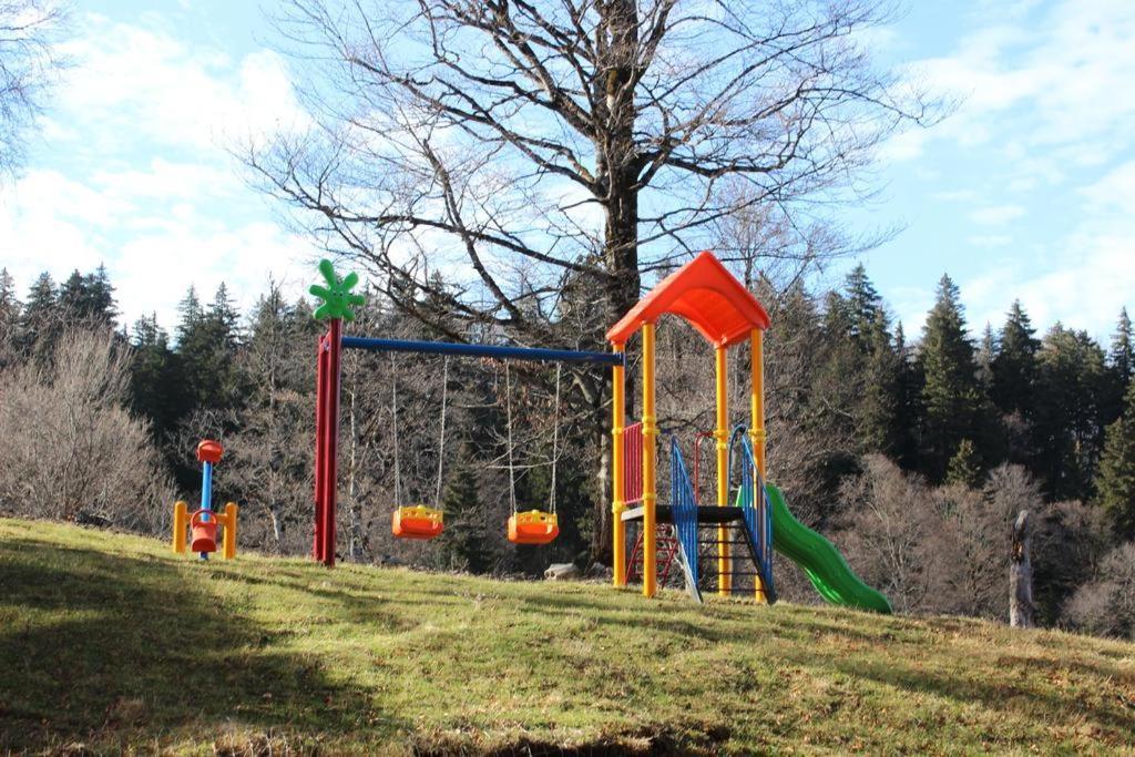 The Valley Bakuriani Mountinn Екстер'єр фото